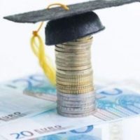 Μείωση φοιτητικής χορηγίας